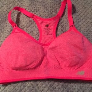 New balance padded sports bra